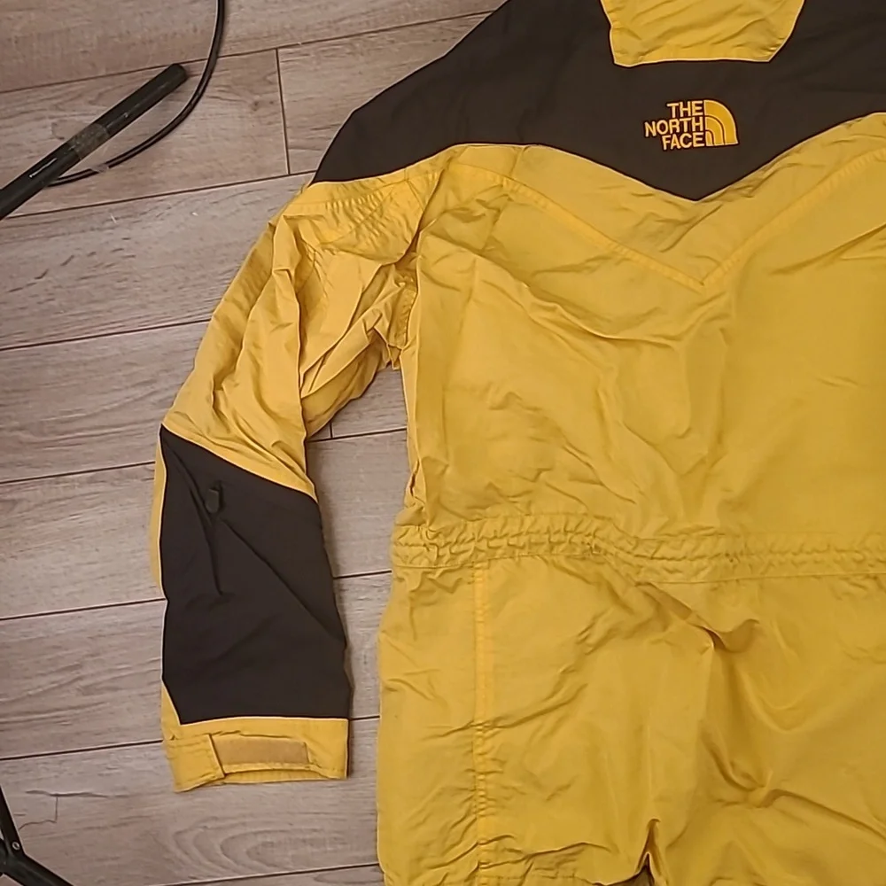 THE NORTH‎ FACE Yellow Black Nylon Mens Sz Large Jacket Coat 90s VTG TNF